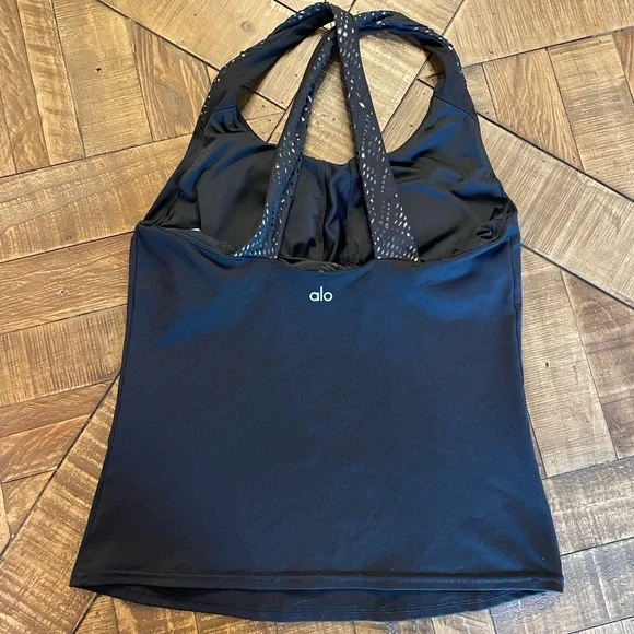 ALO Yoga Patina Bra Tanktop - Picture 2 of 5